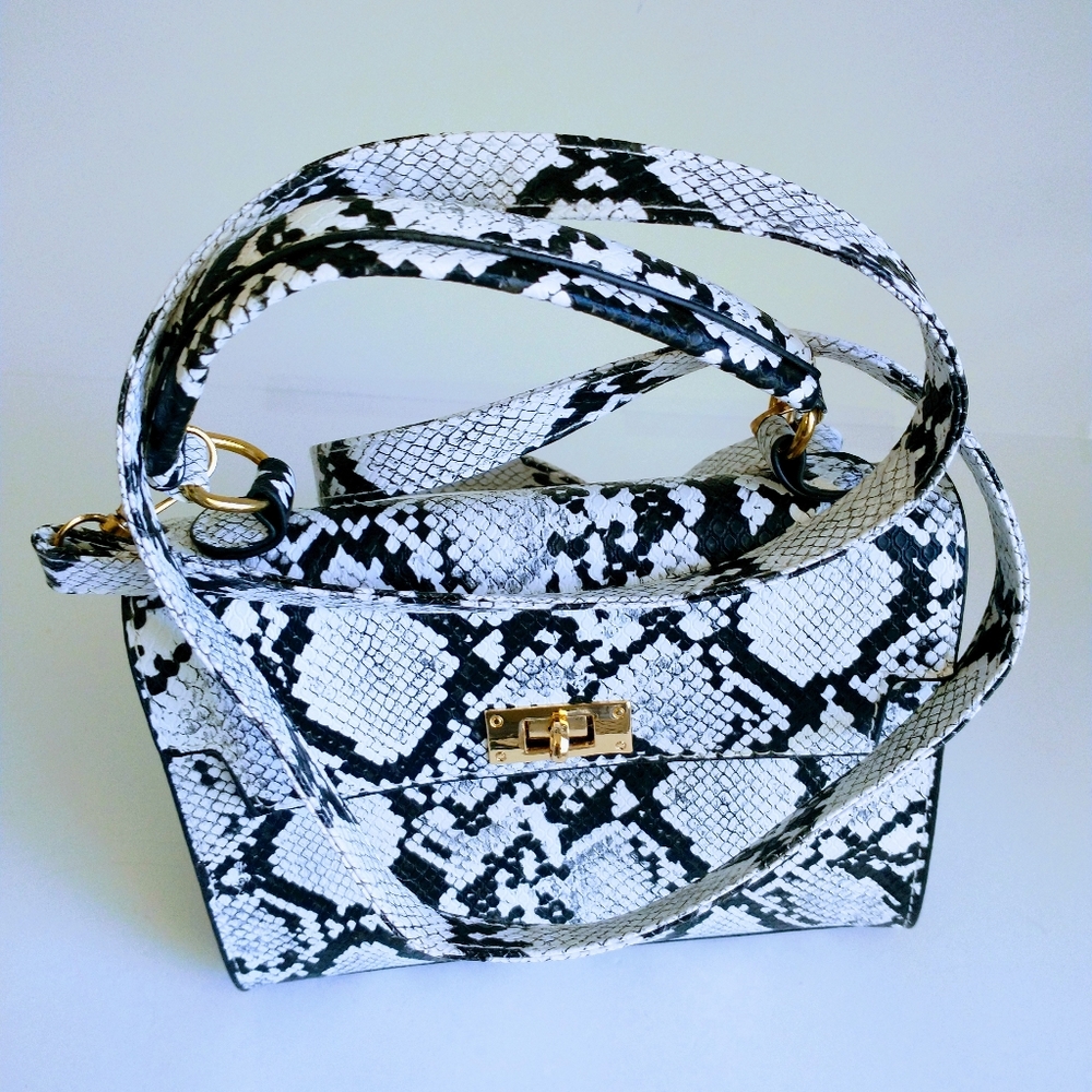 BUNDLE+2 Shein Crossbody Bag/Belt bag - Picture 8 of 10